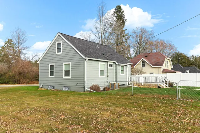 $199,900 | 405 1st Street, Sandstone, MN 55072