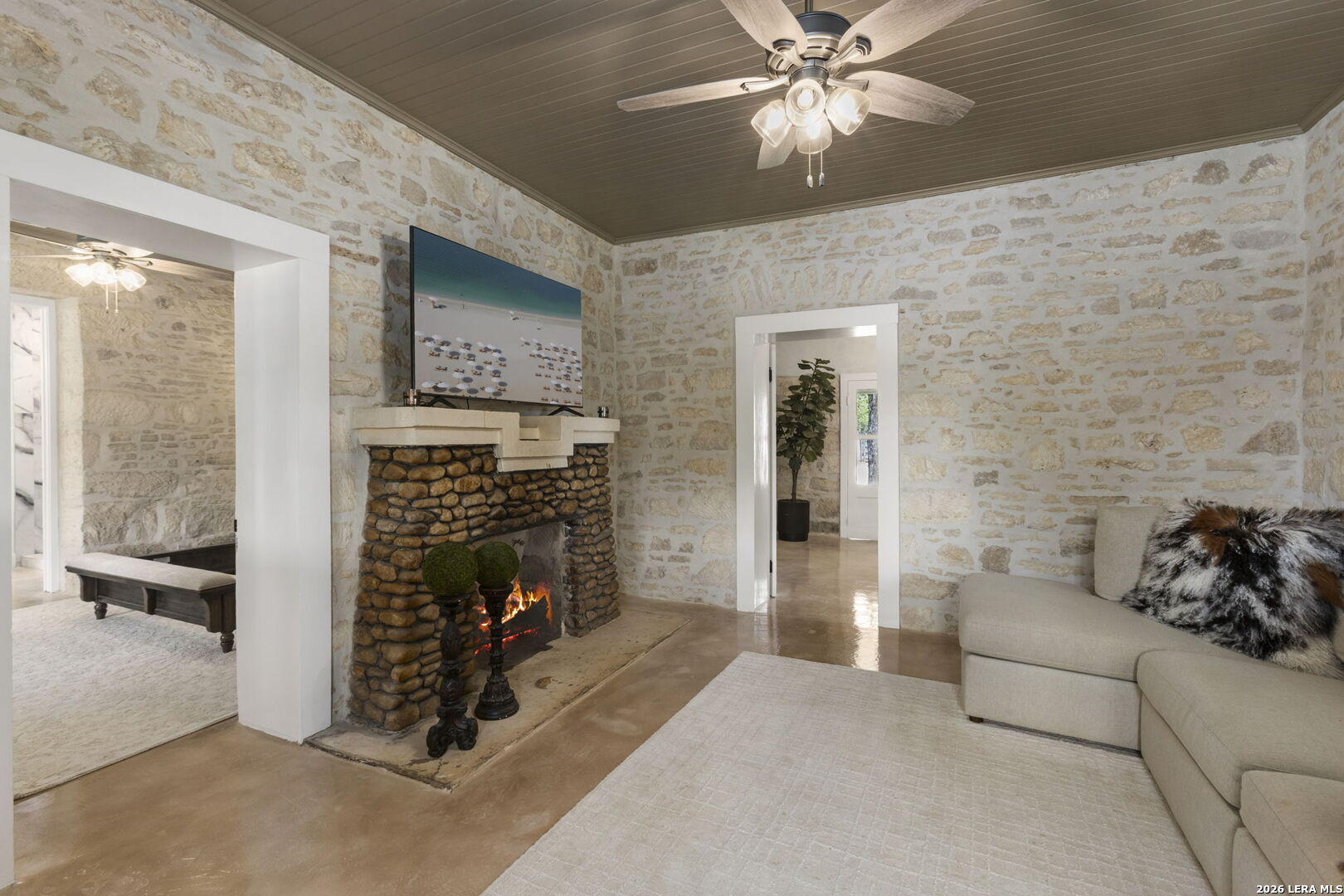 824 High Street Comfort, TX 78013 - Photo 14 of 47