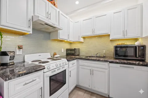 $535,000 | 1500 Northwest 5th Avenue, Unit EW, Fort Lauderdale, FL 33311