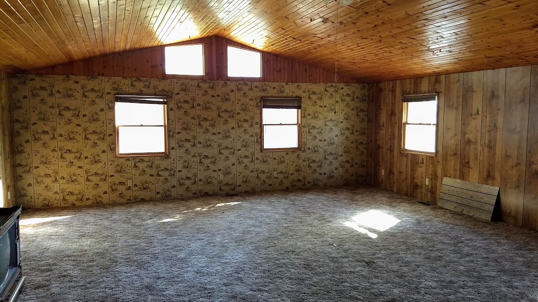 815 Sherwood Road Mitchell, IN 47446 - Photo 8 of 12