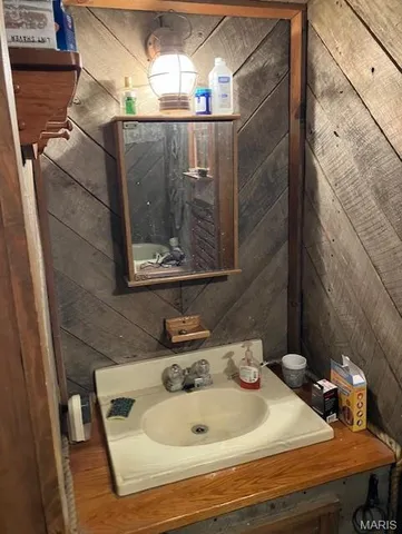 $180,000 | 318 Davis Court, Park Hills, MO 63601