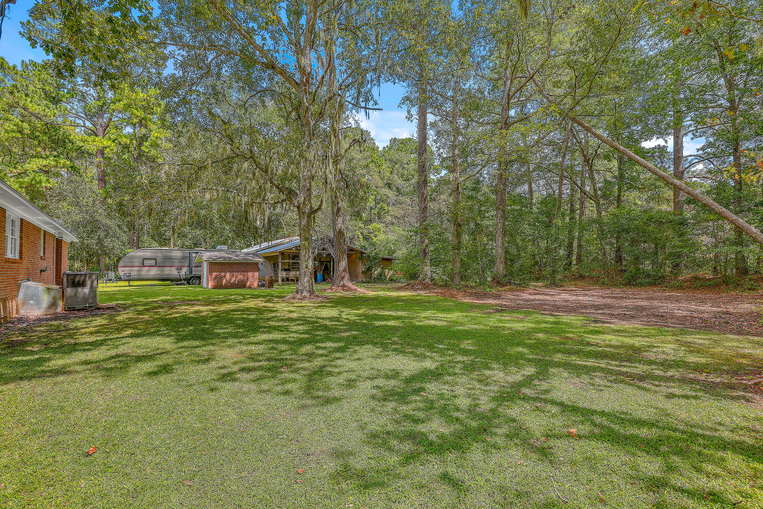 1190 Jedburg Road Summerville, SC 29486 - Photo 36 of 38 ZYN_4379_80_81_82_83_84_85