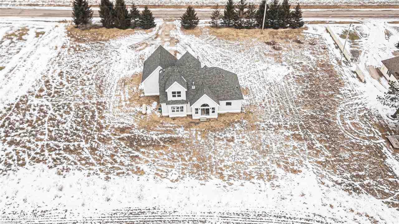 8770 East Broomfield Road Shepherd, MI 48883 - Photo 33 of 35