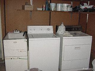 4092 Rochester Road Dryden, MI 48428 - Photo 10 of 10 Laundry