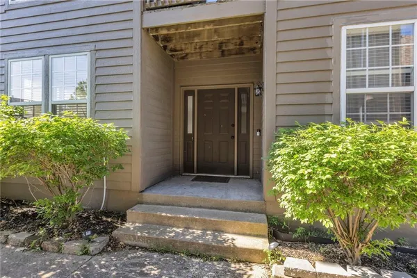 $265,000 | 408 Eisenhower Street, Baldwin City, KS 66006