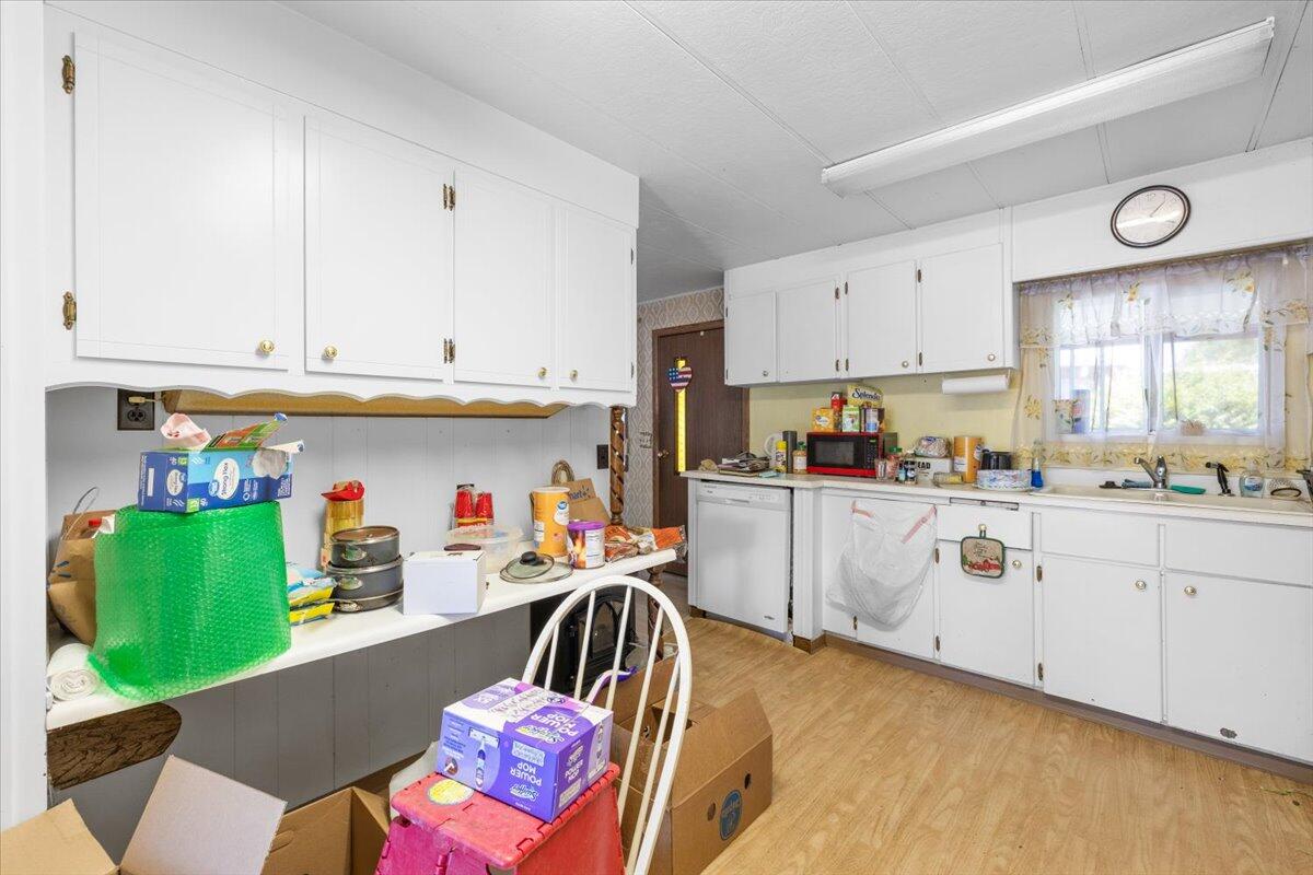 2252 Table Rock Road, Unit SPC 13 Medford, OR 97501 - Photo 11 of 15 12-CI_8230