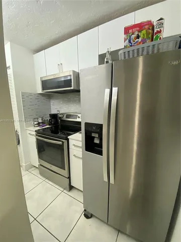 $2,800 | 9706 Hammocks Boulevard, Unit 10333, Miami, FL 33196