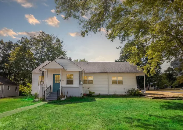 $159,900 | 501 Owens Street, Alton, MO 65606
