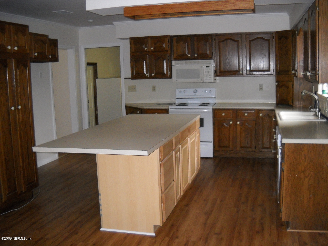 2624 Jewell Road Jacksonville, FL 32216 - Photo 5 of 16 Kitchen