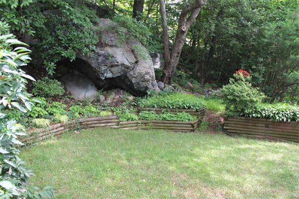 76 Indian Road Waltham, MA 02451 - Photo 17 of 18 Gallery Image 17