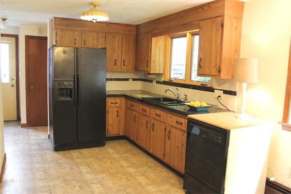 76 Indian Road Waltham, MA 02451 - Photo 8 of 18 Gallery Image 8