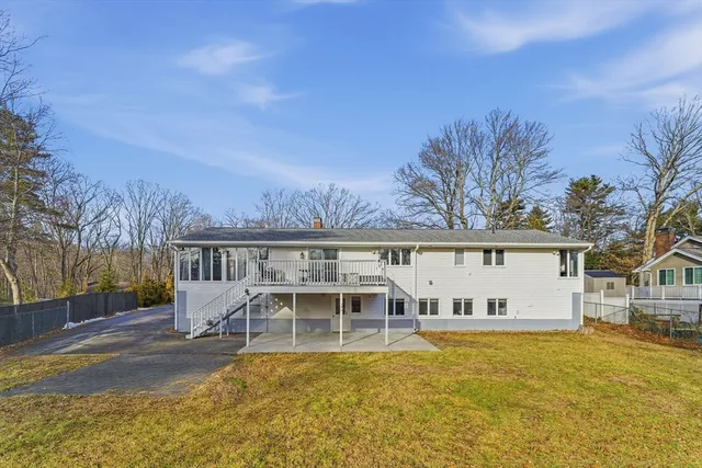 $975,000 | 5 Oak Terrace, Newbury, MA 01922