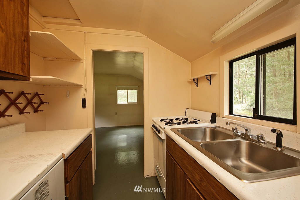 5014 Crawford Road Langley, WA 98260 - Photo 21 of 24 Gallery Image 21