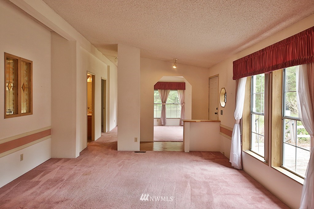 5014 Crawford Road Langley, WA 98260 - Photo 4 of 24 Gallery Image 4