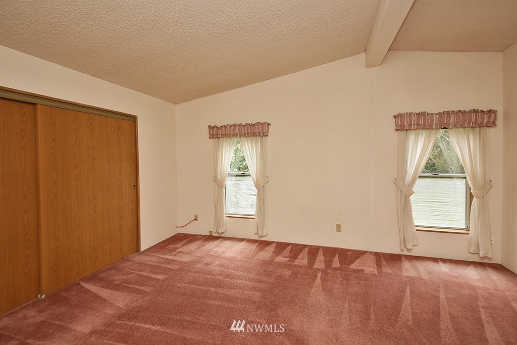 5014 Crawford Road Langley, WA 98260 - Photo 10 of 24 Gallery Image 10