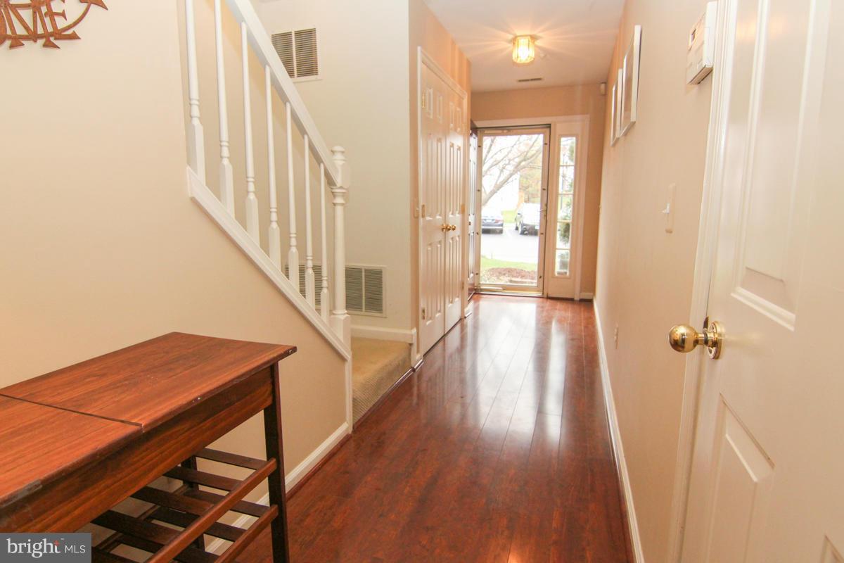 636 Howards Loop Annapolis, MD 21401 - Photo 2 of 29 Lovely entry foyer