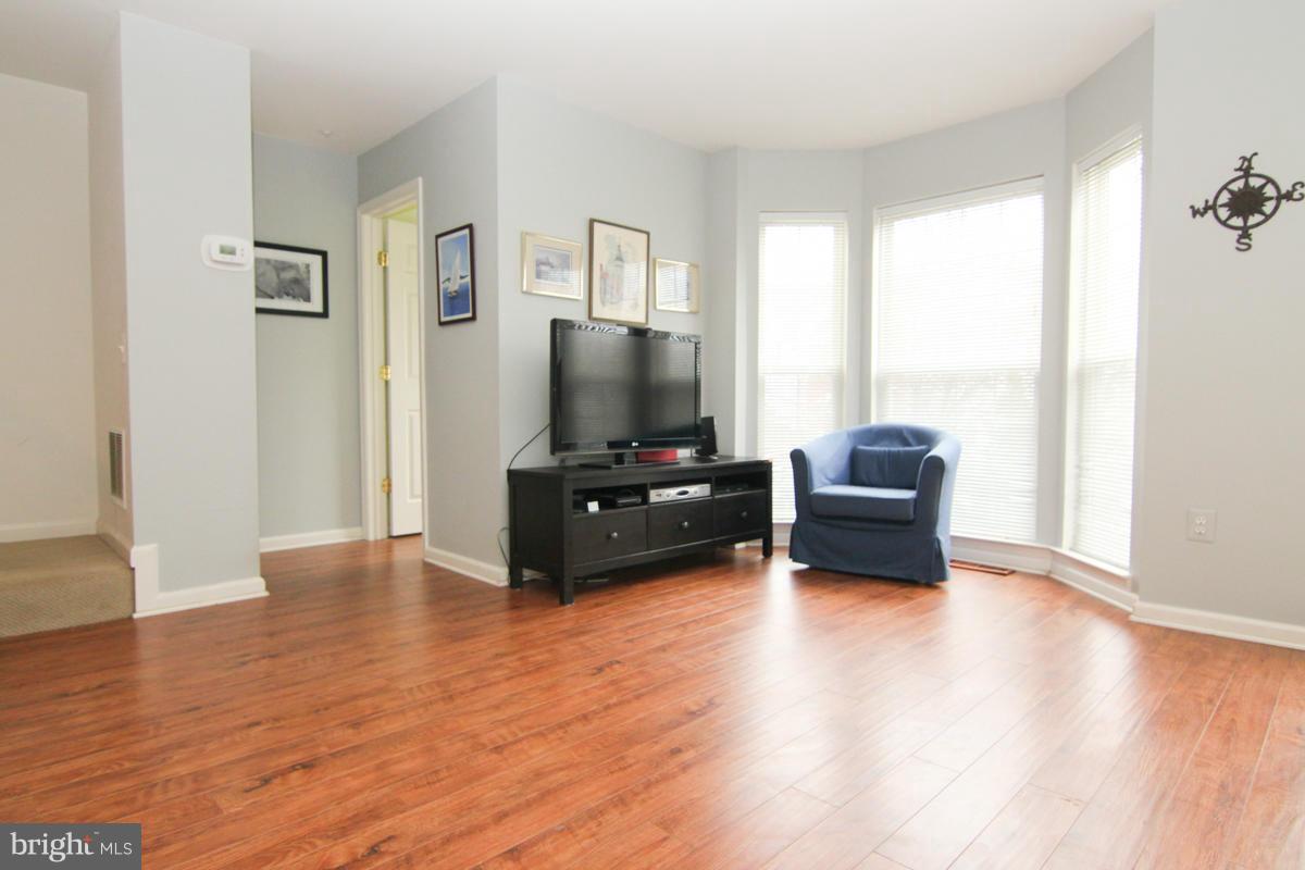 636 Howards Loop Annapolis, MD 21401 - Photo 13 of 29 Interior (General)