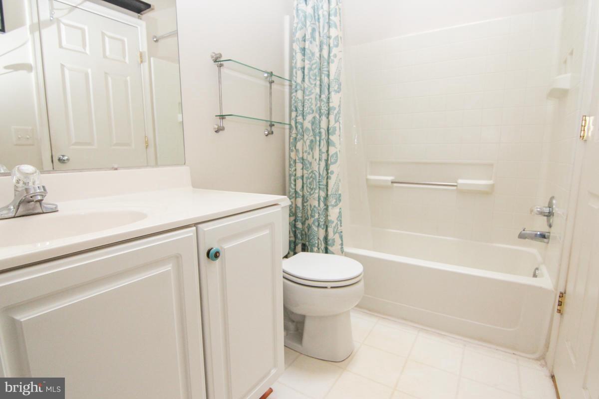 636 Howards Loop Annapolis, MD 21401 - Photo 20 of 29 Bath (Master)