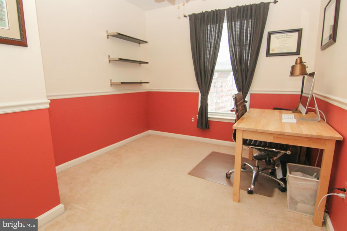 636 Howards Loop Annapolis, MD 21401 - Photo 22 of 29 Bedroom