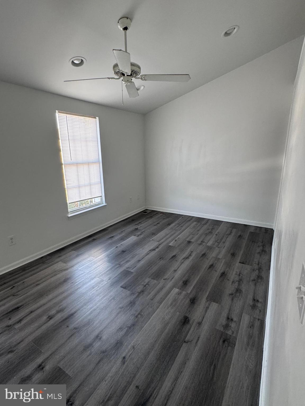 45414 Gable Square Sterling, VA 20164 - Photo 13 of 21