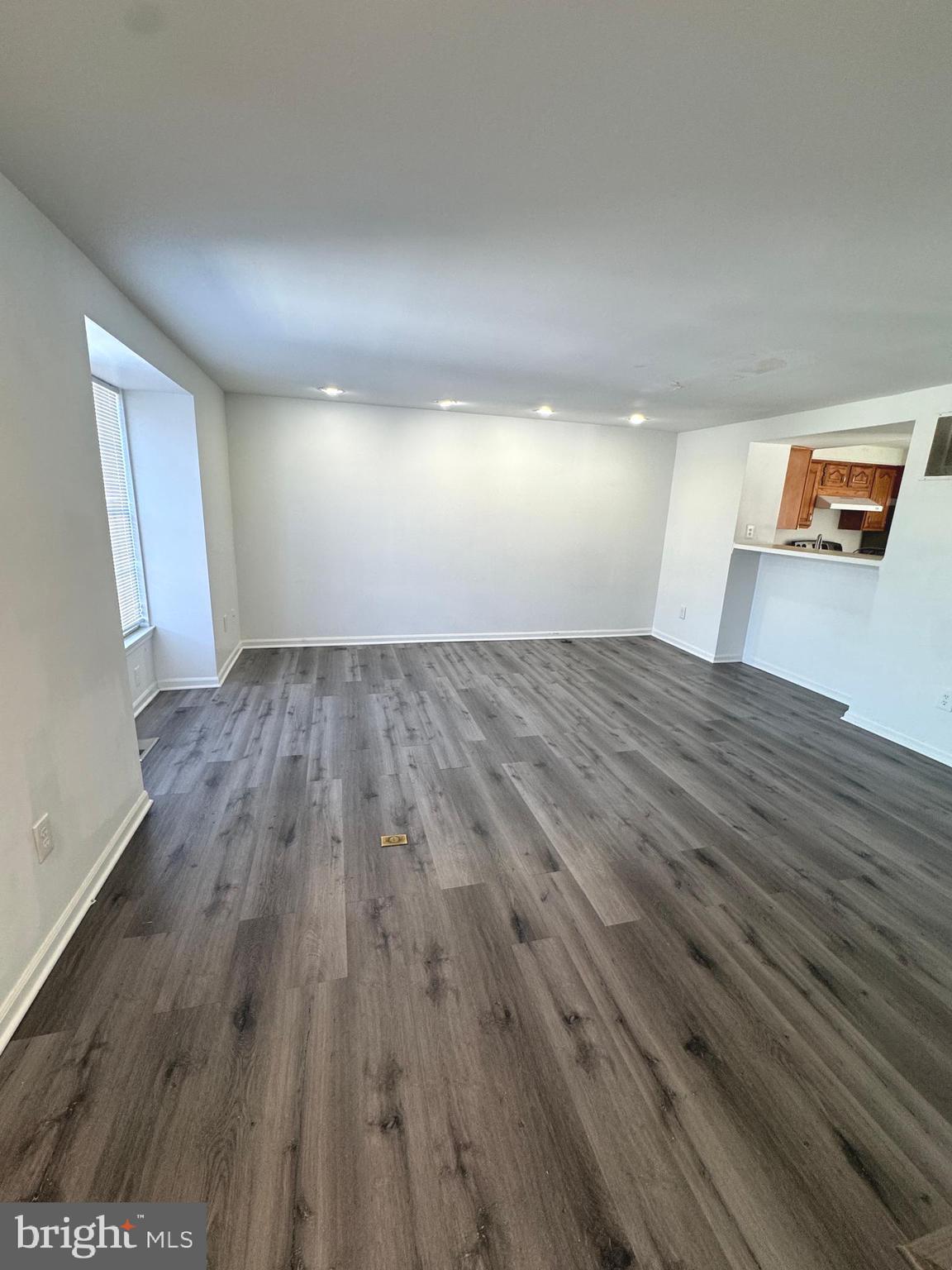 45414 Gable Square Sterling, VA 20164 - Photo 3 of 21