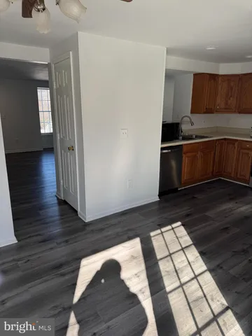 $3,000 | 45414 Gable Square, Sterling, VA 20164