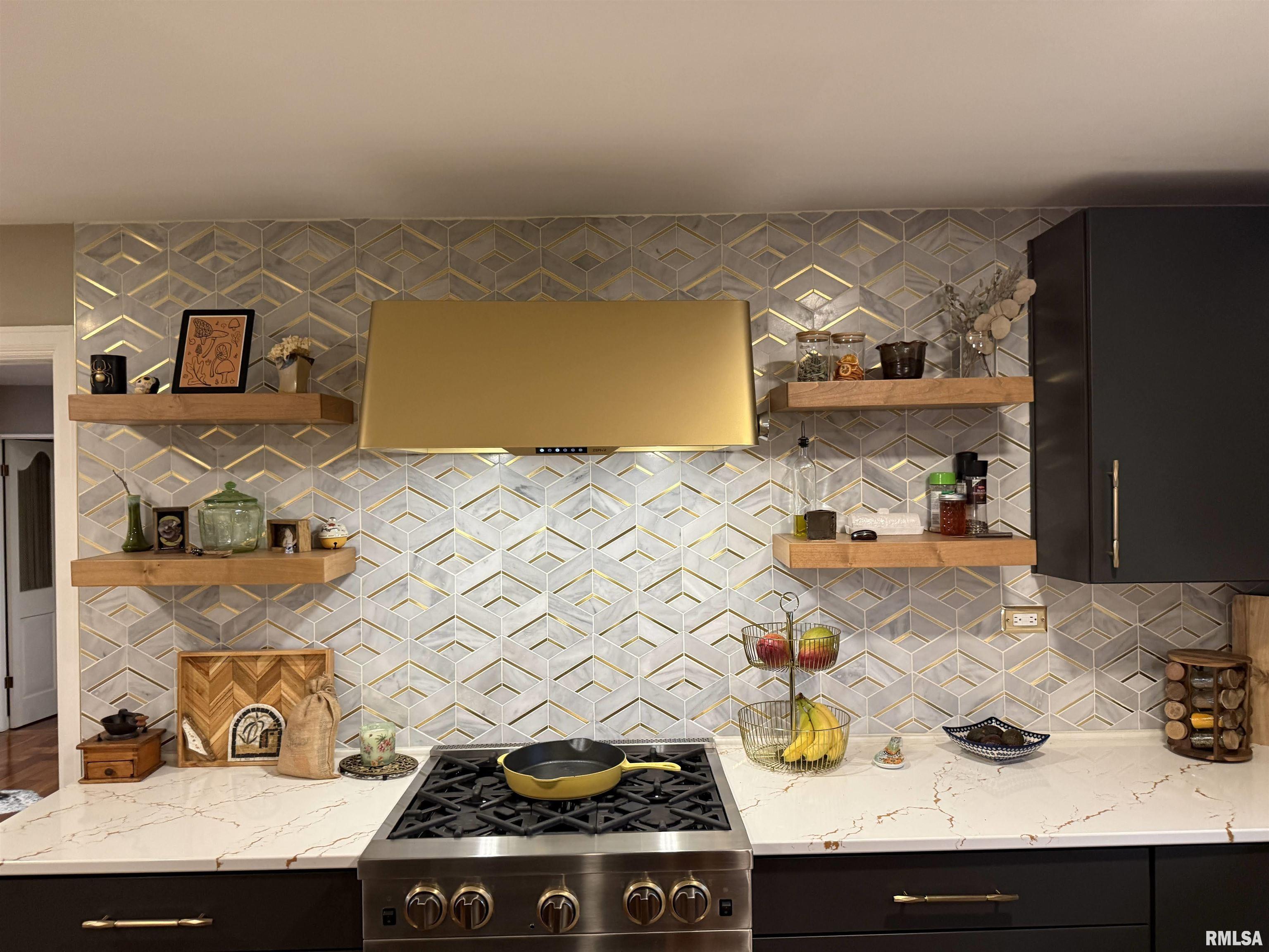 329 West Ridgemont Road Peoria, IL 61614 - Photo 13 of 69 Gallery Image 13