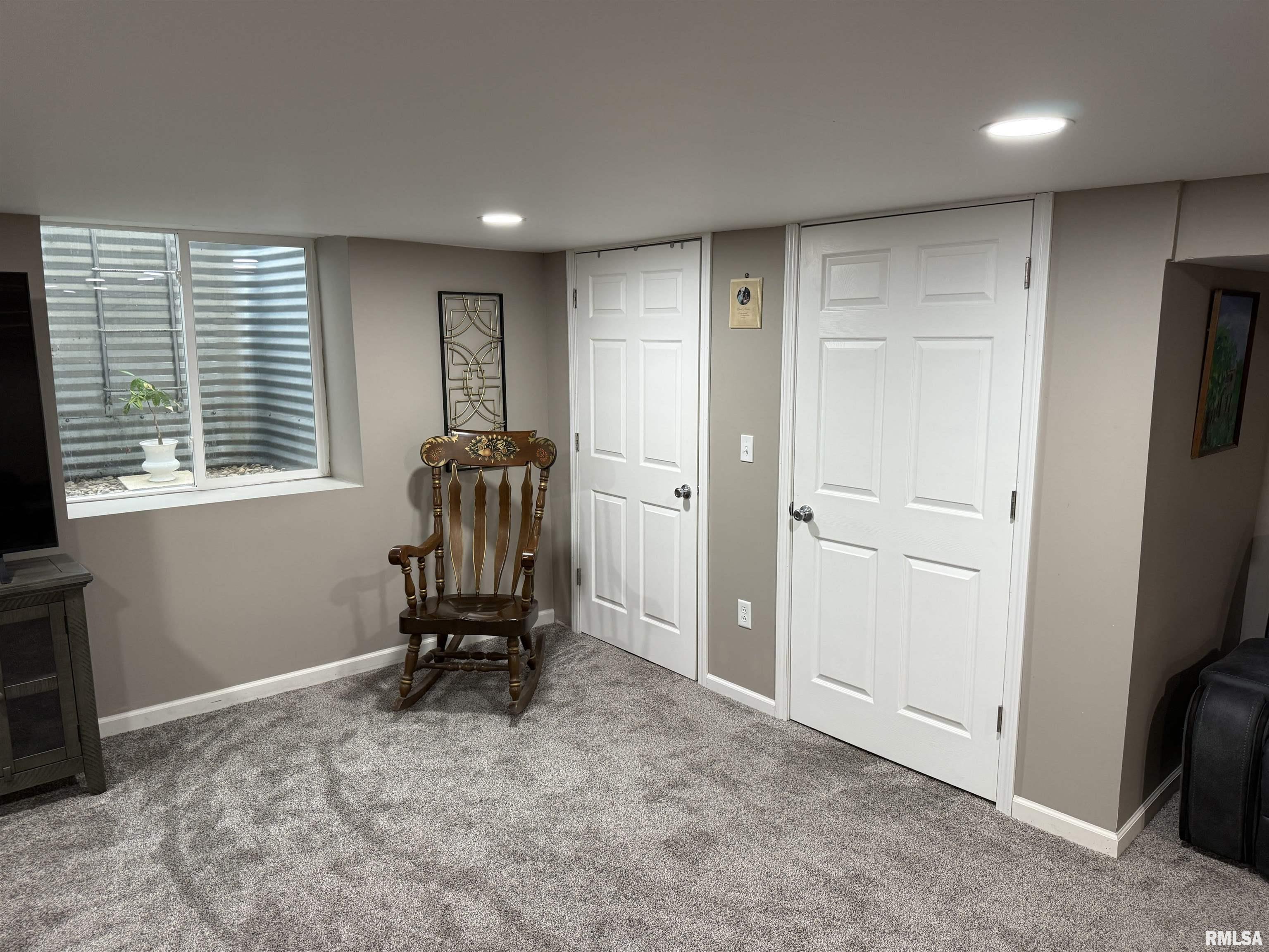 329 West Ridgemont Road Peoria, IL 61614 - Photo 57 of 69 Gallery Image 57