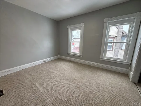 $1,300 | 702 Leray Street, Watertown, NY 13601