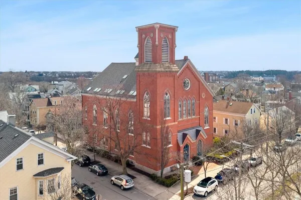 $585,000 | 10 East Street, Unit 13, Providence, RI 02906