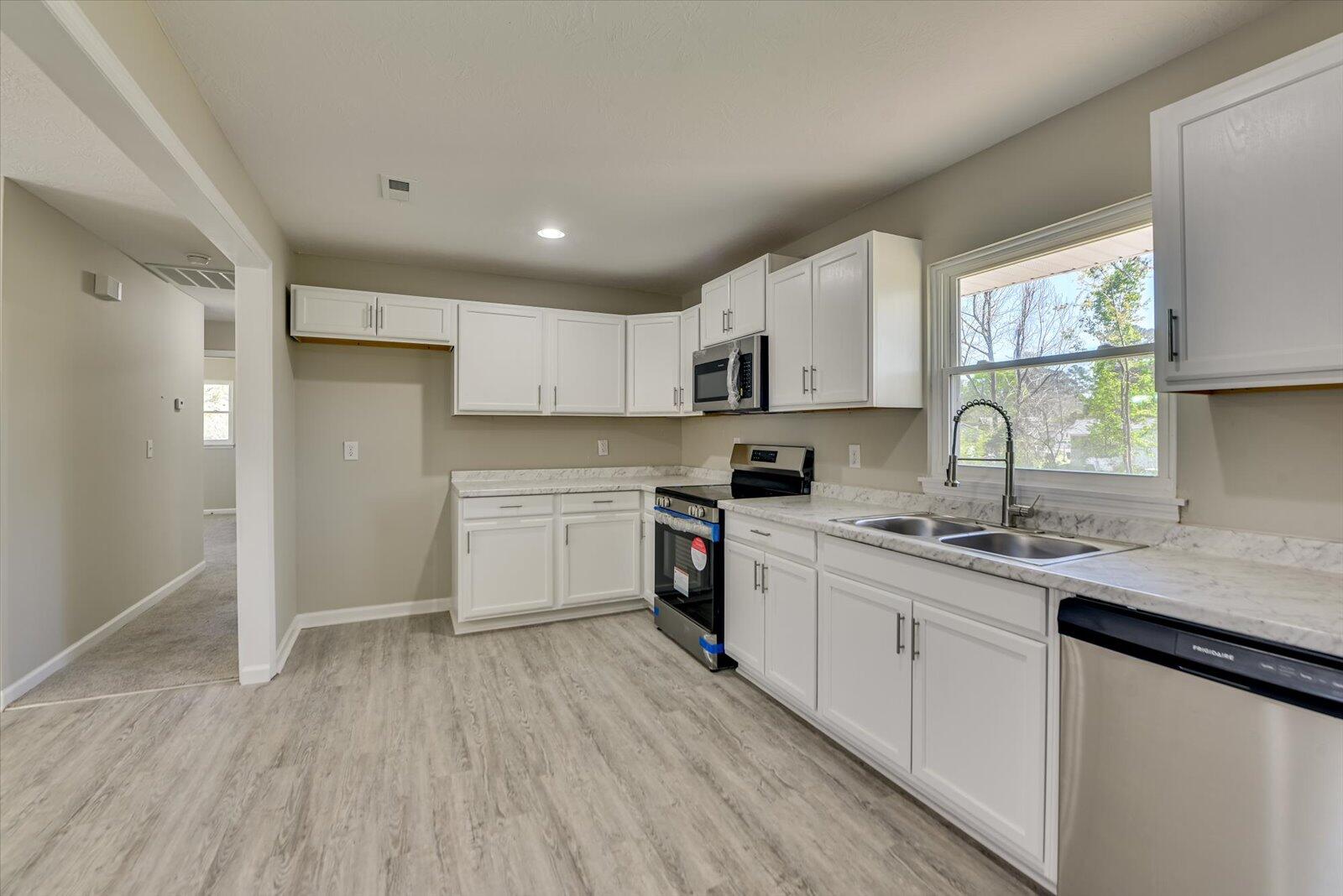 1626 Apple Valley Drive Augusta, GA 30906 - Photo 8 of 31 11-111