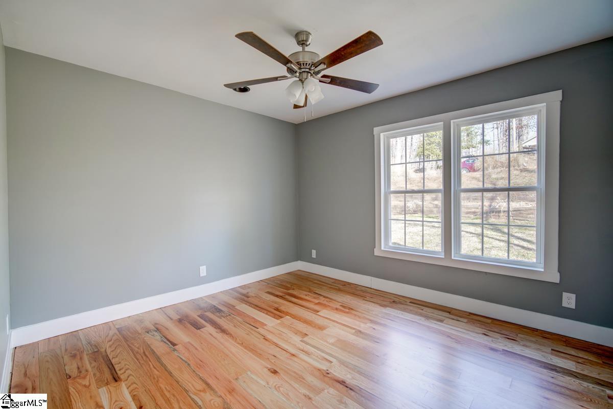 190 Spring Point Drive Easley, SC 29640 - Photo 33 of 36