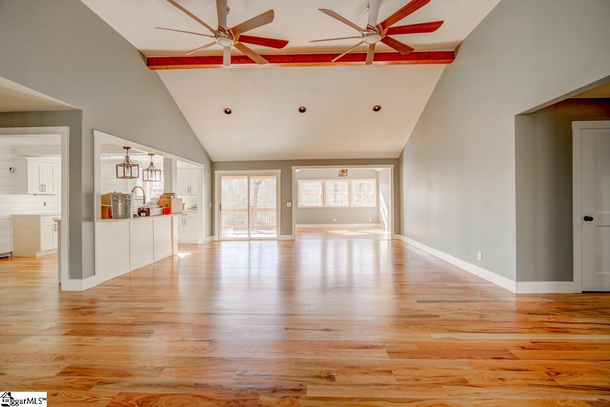 190 Spring Point Drive Easley, SC 29640 - Photo 9 of 36