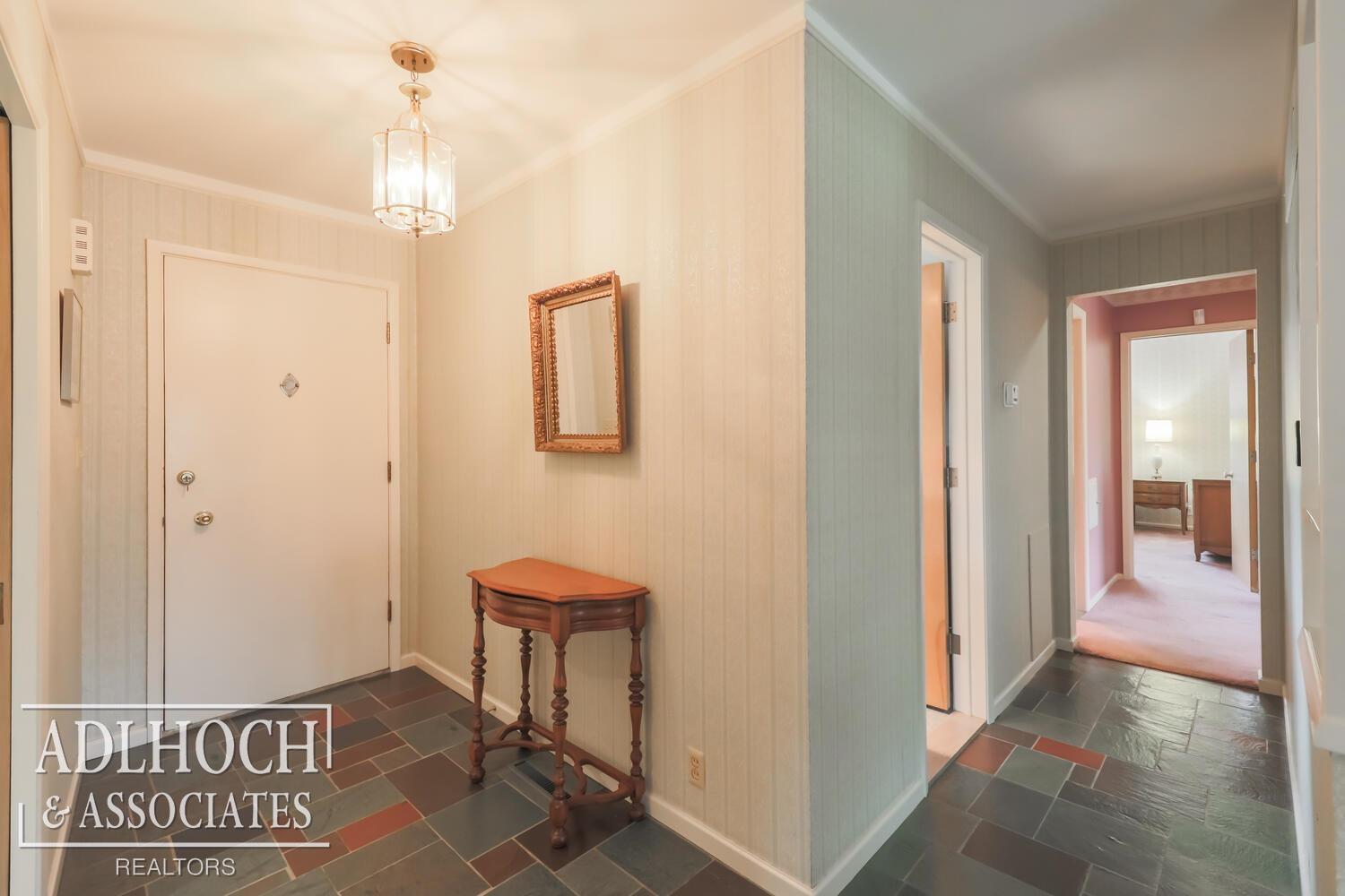476 Shelbourne Road Grosse Pointe Farms, MI 48236 - Photo 6 of 30
