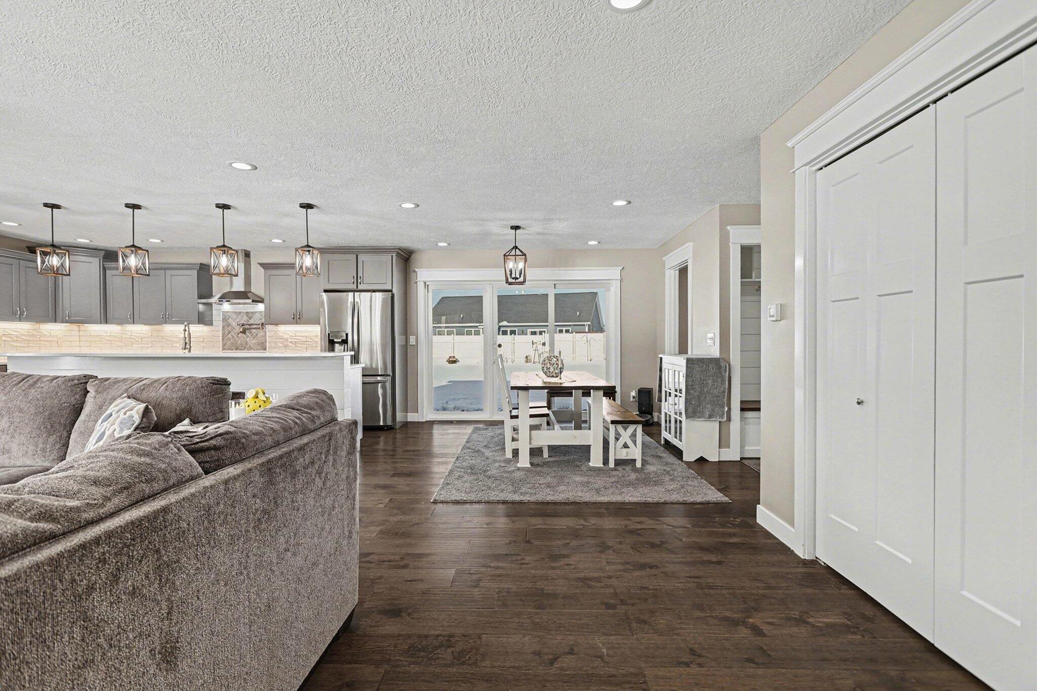 29 Tanner Run Coldwater, MI 49036 - Photo 4 of 29 004_file_5987