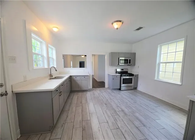 $1,550 | 2121 Piety Street, New Orleans, LA 70117