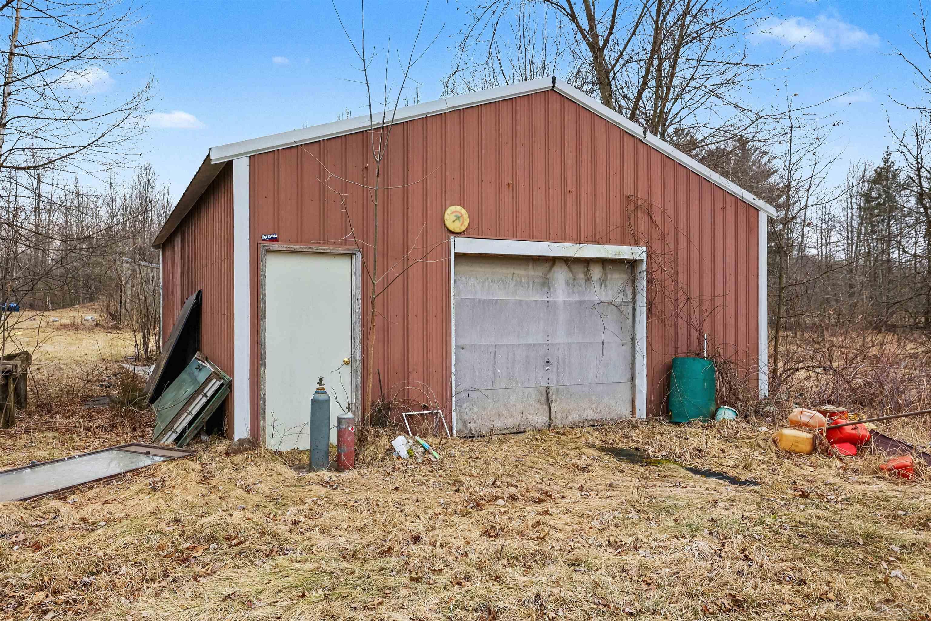 5628 South Orr Road St. Charles, MI 48655 - Photo 3 of 15