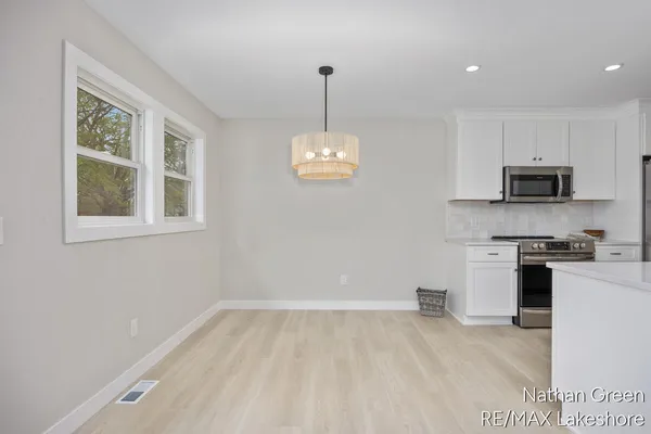 $459,900 | 2015 64th Street, Fennville, MI 49408