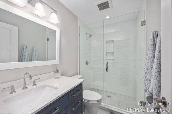 $459,900 | 2015 64th Street, Fennville, MI 49408