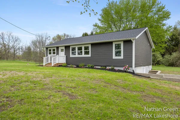 $459,900 | 2015 64th Street, Fennville, MI 49408
