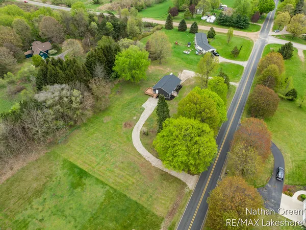 $459,900 | 2015 64th Street, Fennville, MI 49408