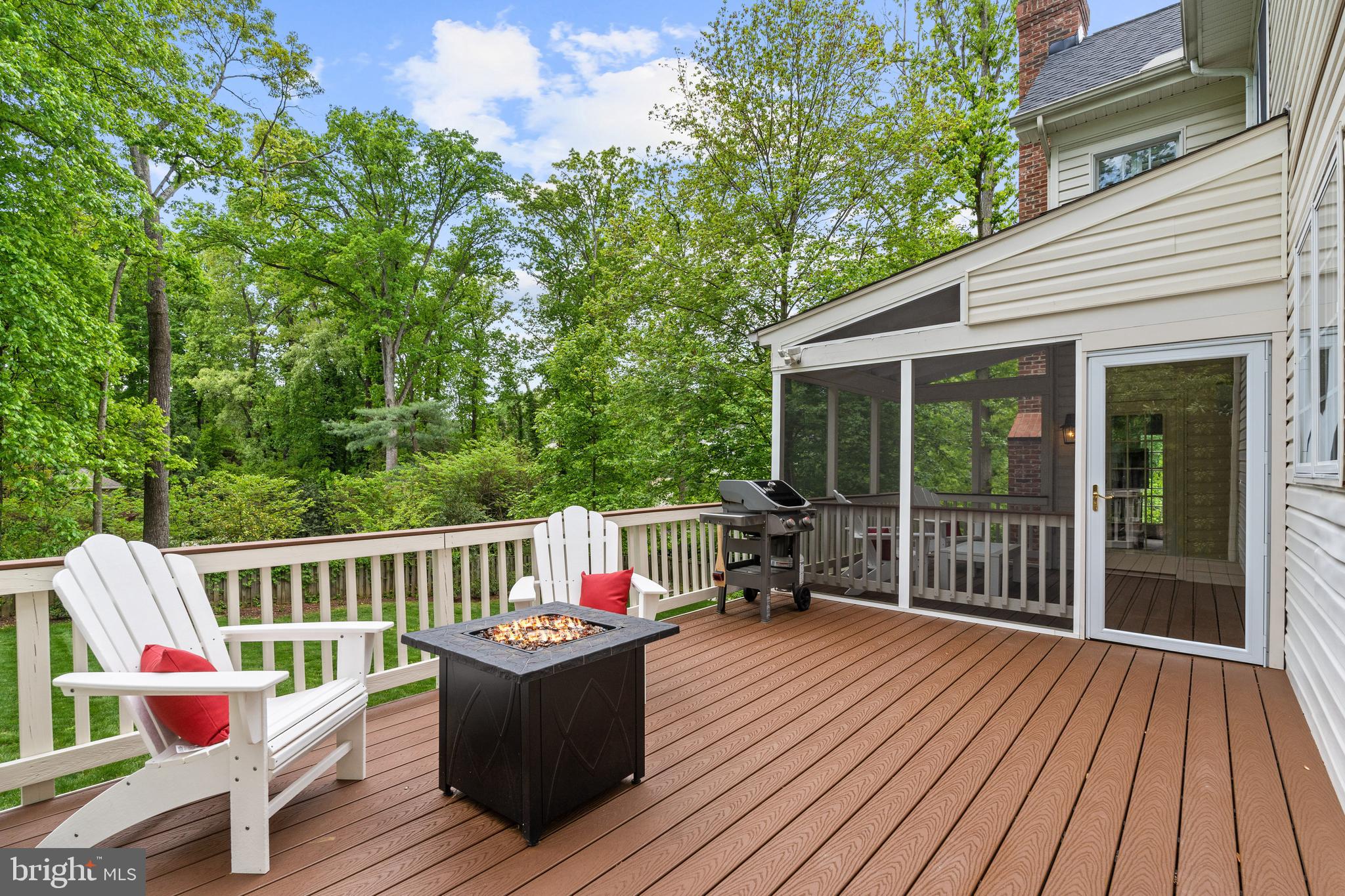 4013 Laurel Road Alexandria, VA 22309 - Photo 13 of 48 Great outdoor decks