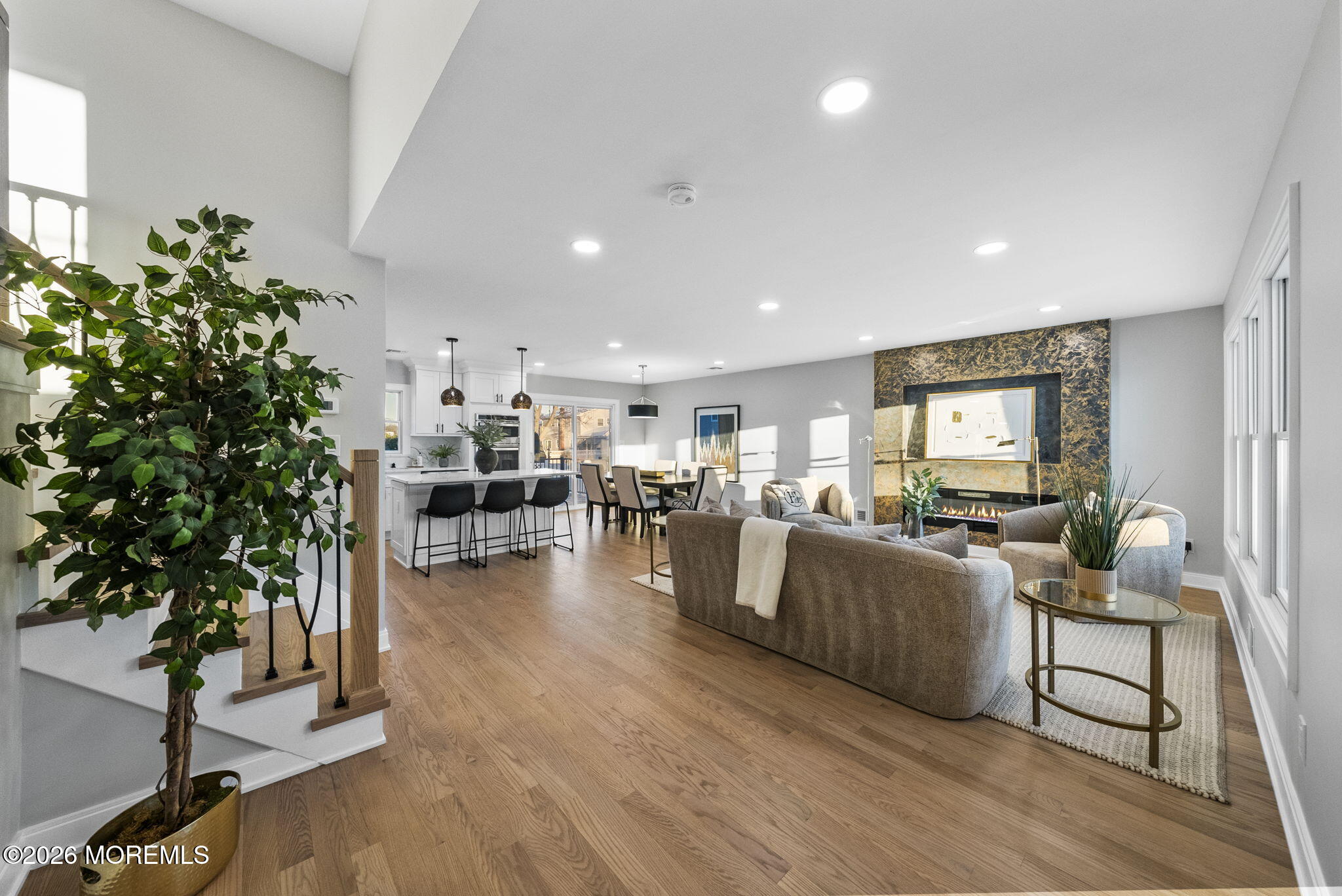 64 South Cliff Road Colonia, NJ 07067 - Photo 4 of 49 a living room with furniture and a potted plant