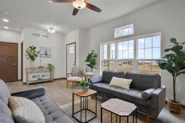 $476,900 | 15 Bluestem, Mount Horeb, WI 53572