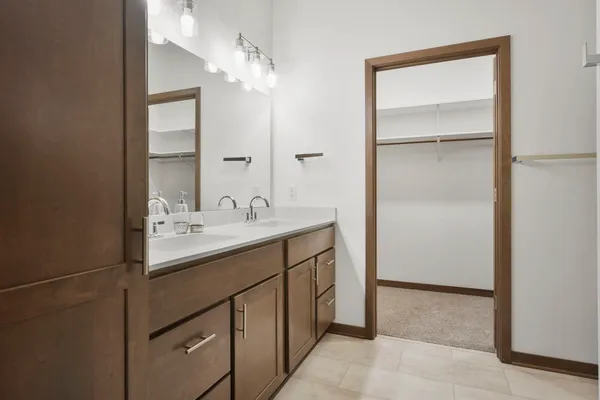 $466,900 | 15 Bluestem, Mount Horeb, WI 53572