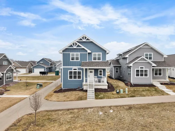 $466,900 | 15 Bluestem, Mount Horeb, WI 53572