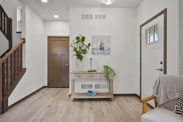 $476,900 | 15 Bluestem, Mount Horeb, WI 53572