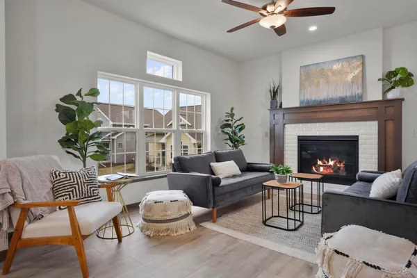 $466,900 | 15 Bluestem, Mount Horeb, WI 53572