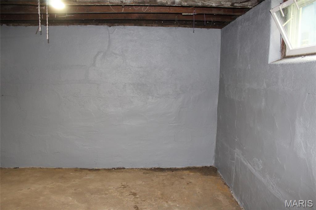 1915 Clawson Street Alton, IL 62002 - Photo 22 of 33