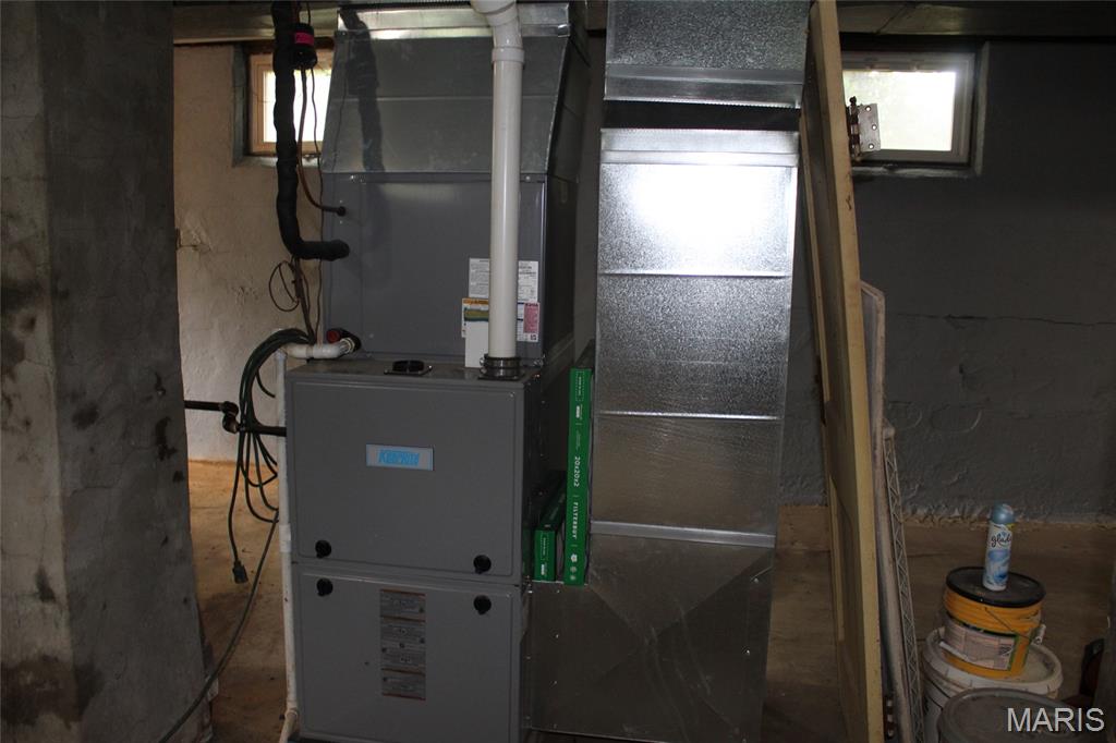 1915 Clawson Street Alton, IL 62002 - Photo 24 of 33